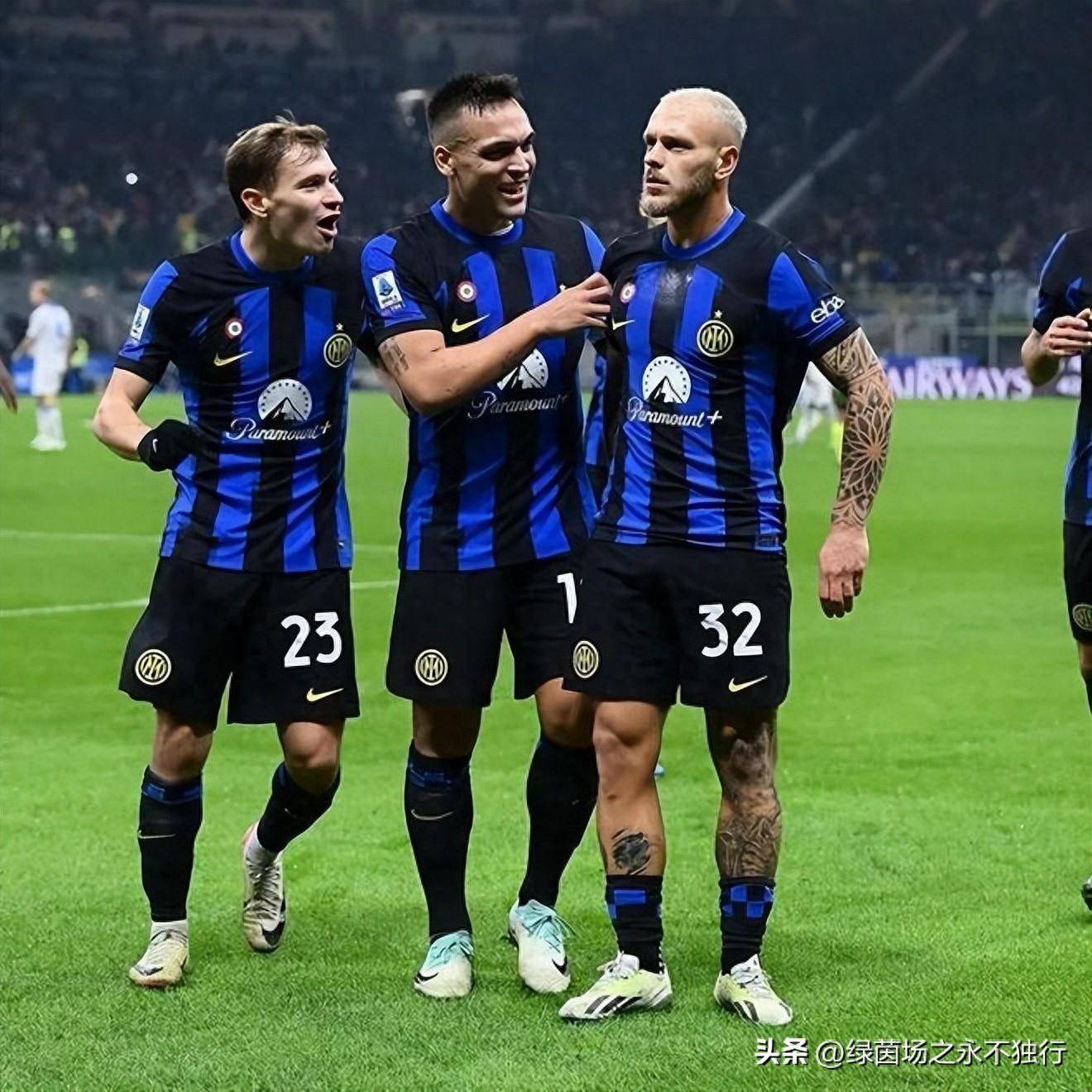 九游网页客户端-清晨欧冠焦点战；上海海港强势反弹；信心回归；更衣室氛围转暖的简单介绍